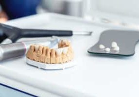 how common are dental crowns
